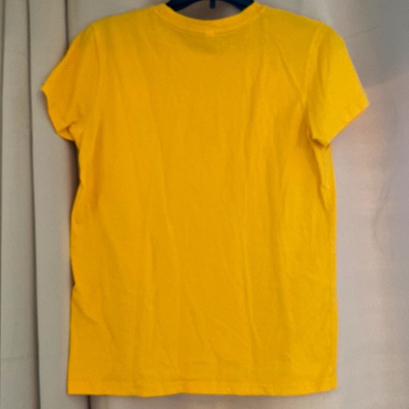 Friends Tee - Picture 4 of 4